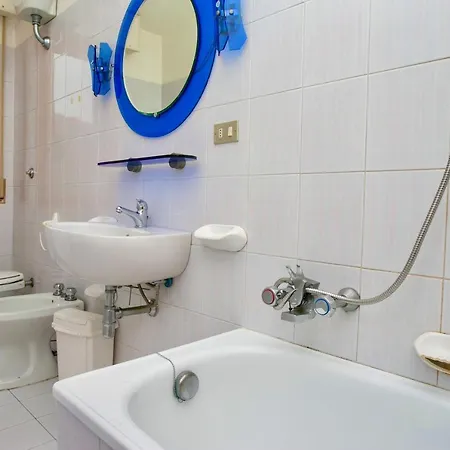 S78 - Sirolo, Trilocale Con Terrazzo In Centro Lägenhet *